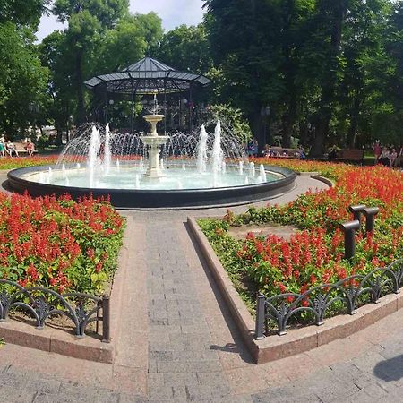 Vip Apartment Na Derebasovskoi Odessa Eksteriør billede