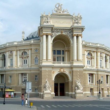 Vip Apartment Na Derebasovskoi Odessa Eksteriør billede