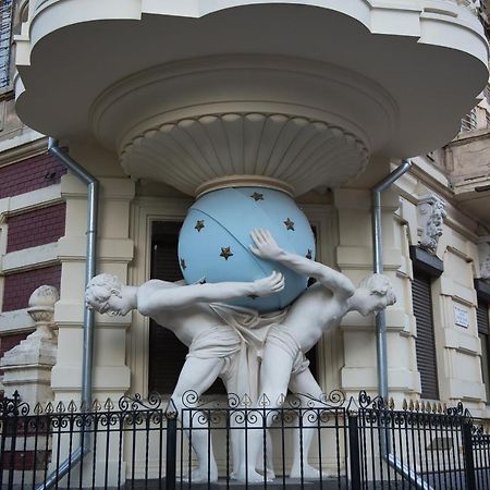 Vip Apartment Na Derebasovskoi Odessa Eksteriør billede